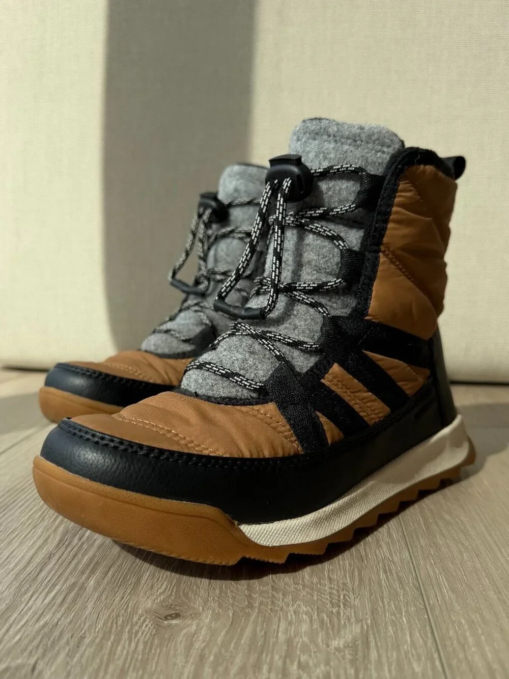 SOREL Whitney III Plus Waterproof Snow Boots Big Kids Gray Tan